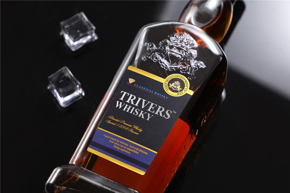 TRIVER WHISKY